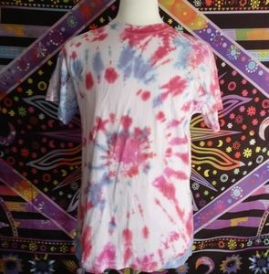 New Gildan Tie-Dye Made With Good Vibes By Me! Lrg